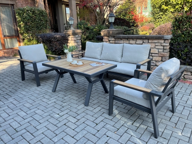 Jedilni set iz aluminija ROTTERDAM