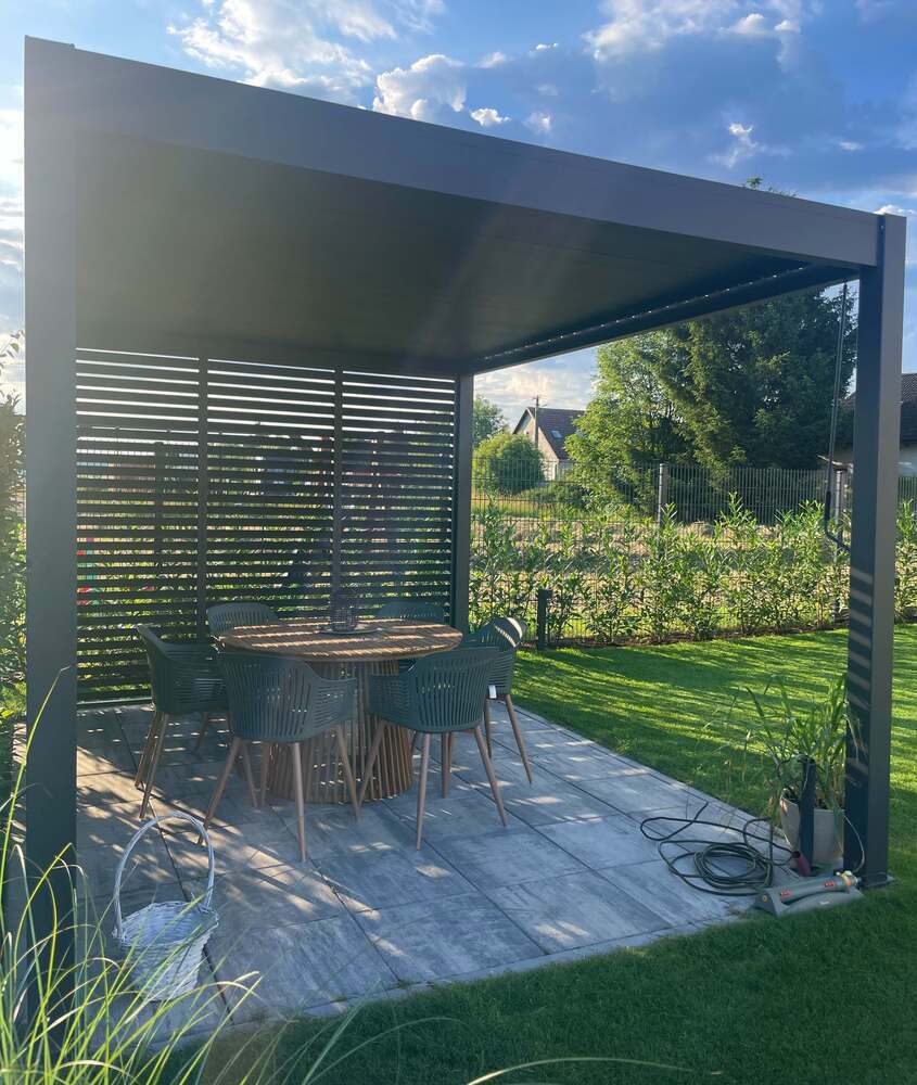 Sjenčani panel s fiksnim lamelama za pergolu (Antracit, 1 m)