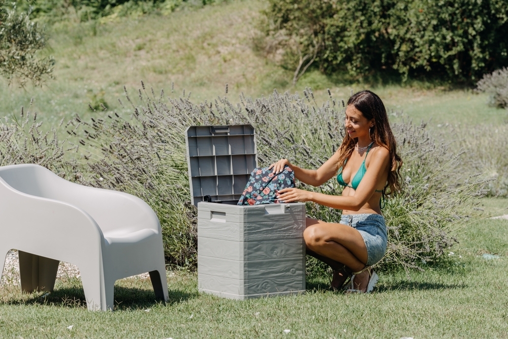 WOODYS Vrtna plastična Posoda za shranjevanje 90 L - svetlo siva