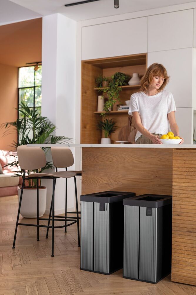 Koš za smeti Verto modri 54L