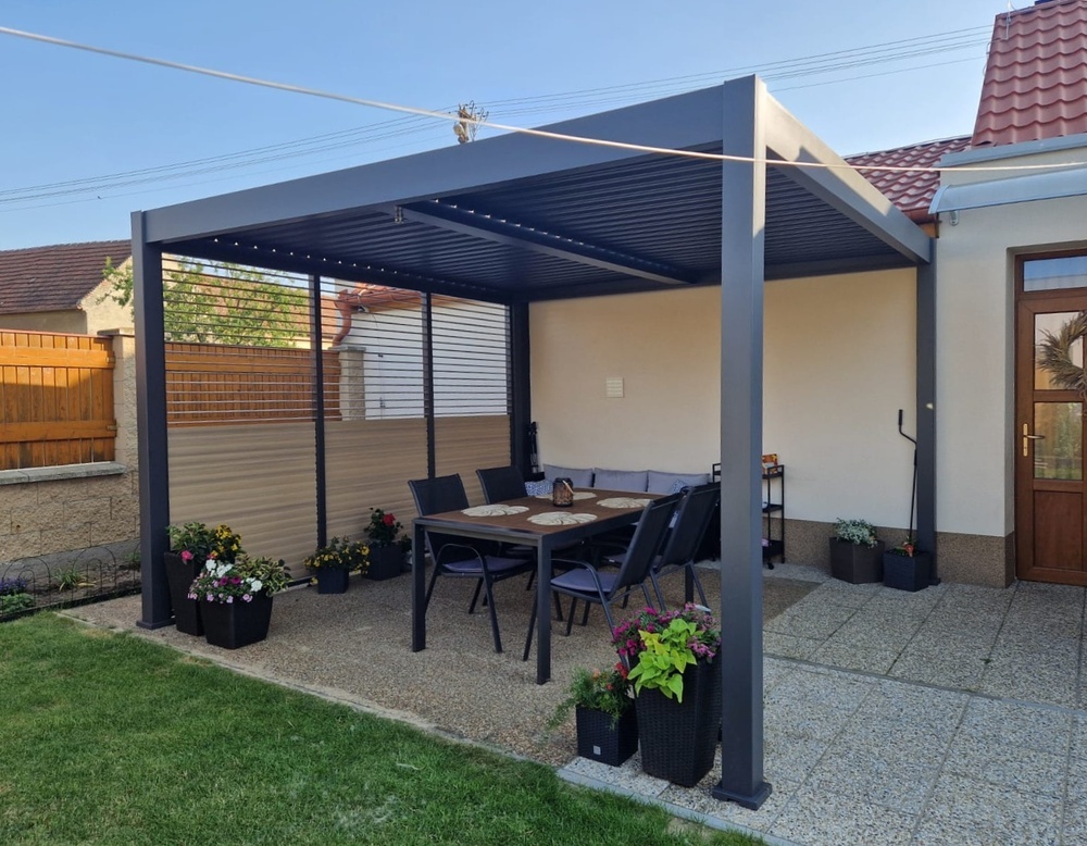 Bioklimatická pergola INTRO DUO 4x4 m Rojaplast (foto 45)