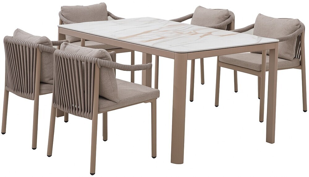 boise jidelni souprava na bilem pozadi