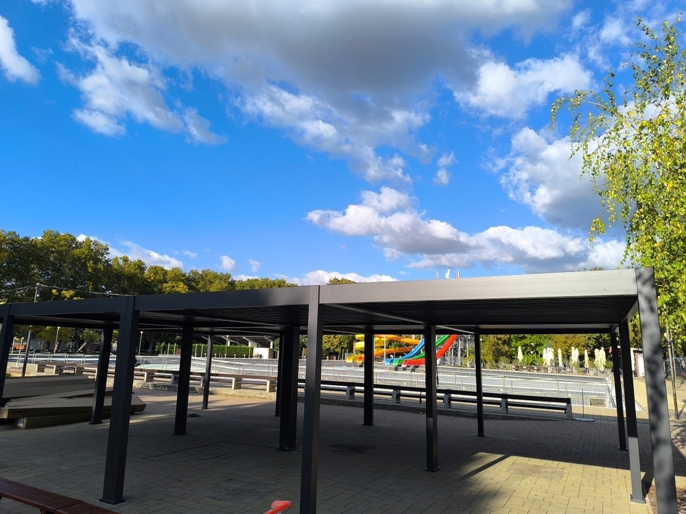 Bioklimatická pergola INTRO DUO 4x4 m Rojaplast (foto 68)