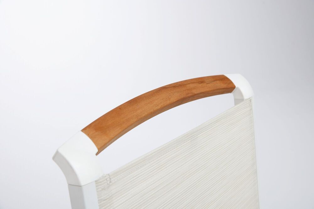 KETTLER MEMPHIS TEAK naslanjajoči se aluminijasti stol s tikovimi naslonjali - bela / bež