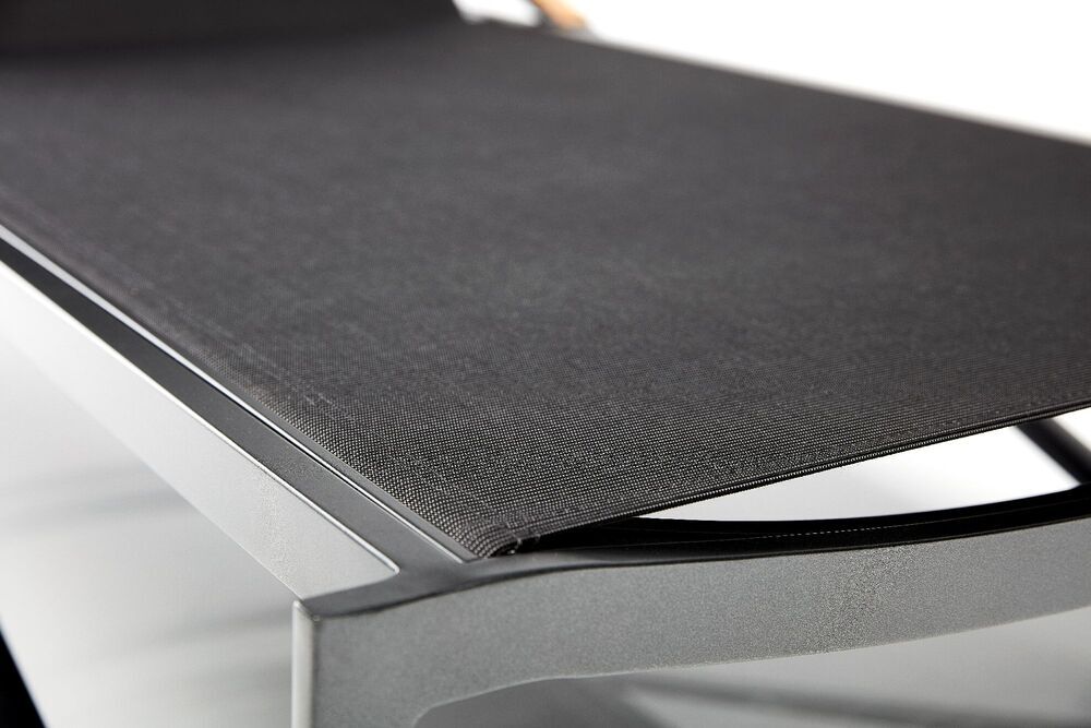 KETTLER DIAMOND aluminijasti ležalnik s tikovimi nasloni za roke - antracit / antracit