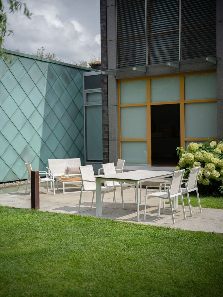 KETTLER DIAMOND zložljiv aluminijast fotelj s podnožjem iz tikovine - bela / kremasta