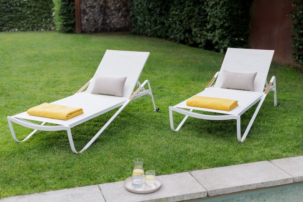 KETTLER DIAMOND aluminijasto naslonjalo za roke iz tikovine - belo / krem