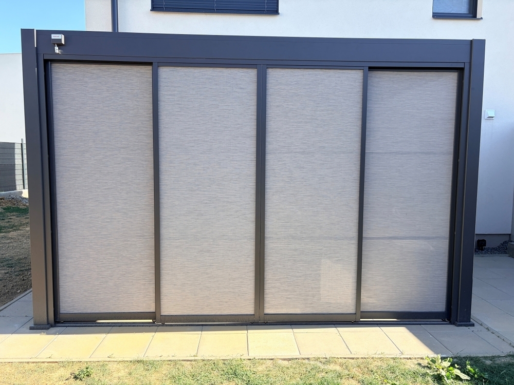 Bioklimatická pergola INTRO PLUS 4x3 m Rojaplast (foto 68)